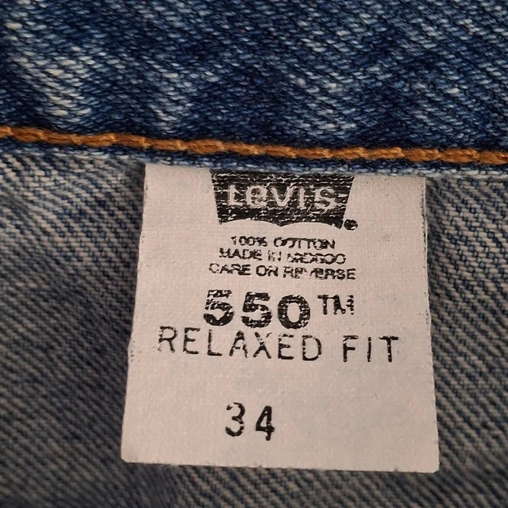 Vintage Levi's 550 Relaxed Fit Shorts Men's 34* Blue Denim Medium Wash 6.5